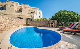 Sunset - Holiday Farmhouse With Large Private Pool In Island Of Gozo