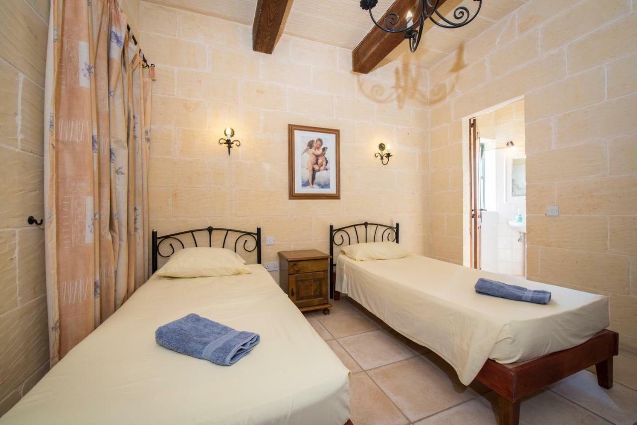 Sunset - Holiday Farmhouse With Large Private Pool In Island Of Gozo Nadur Esterno foto
