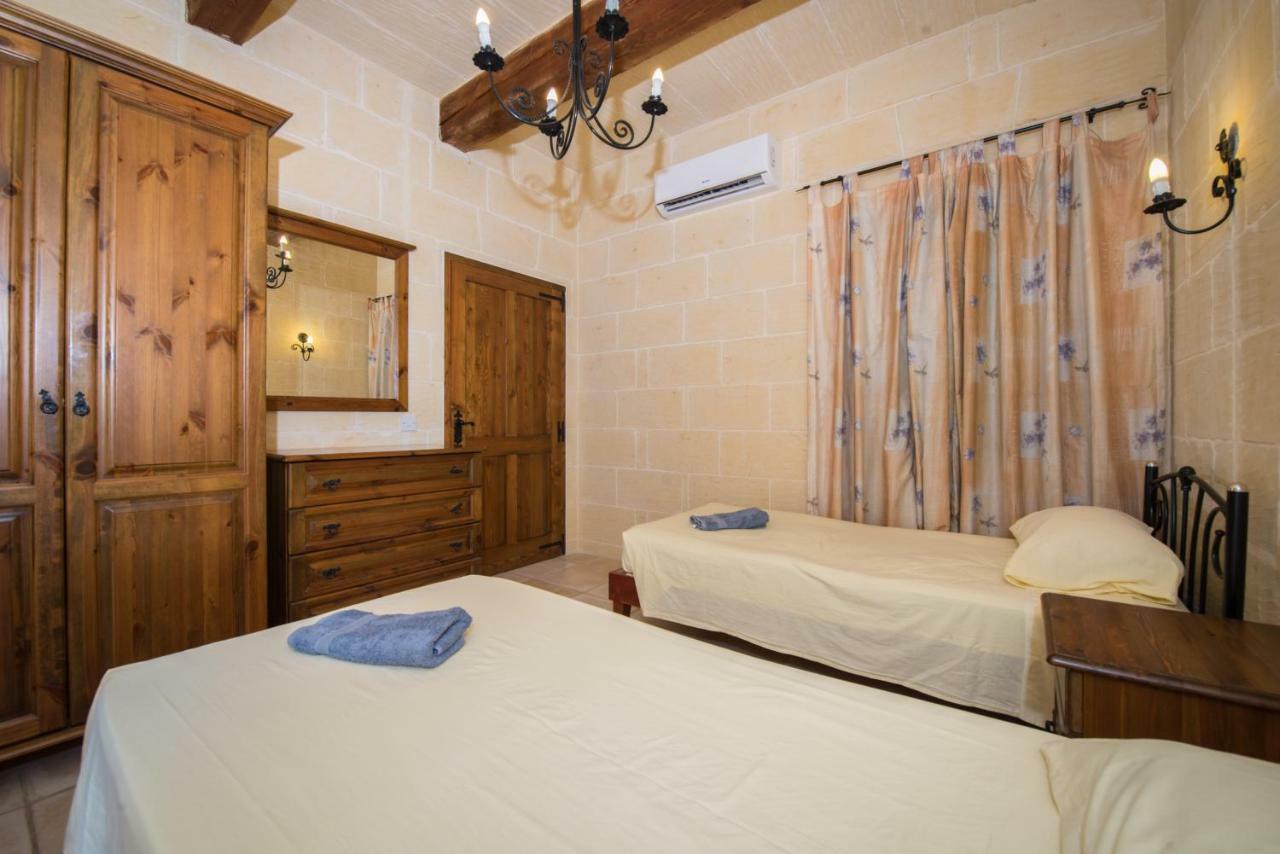 Sunset - Holiday Farmhouse With Large Private Pool In Island Of Gozo Nadur Esterno foto