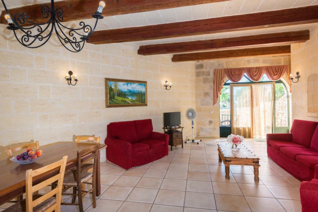 Sunset - Holiday Farmhouse With Large Private Pool In Island Of Gozo Nadur Esterno foto
