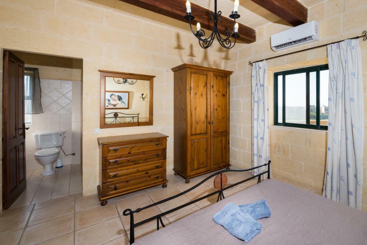 Sunset - Holiday Farmhouse With Large Private Pool In Island Of Gozo Nadur Esterno foto