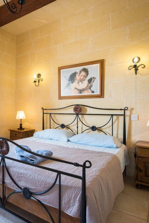 Sunset - Holiday Farmhouse With Large Private Pool In Island Of Gozo Nadur Esterno foto