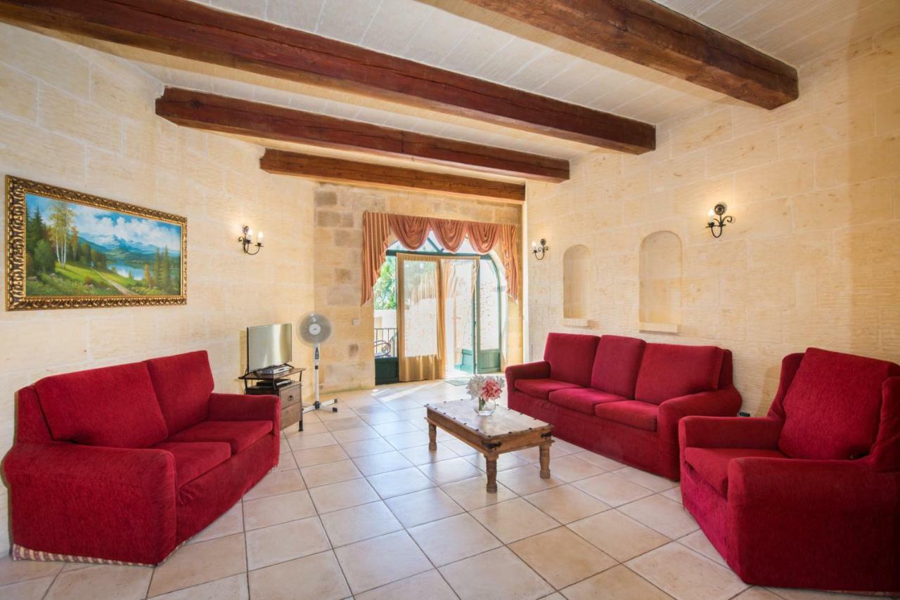 Sunset - Holiday Farmhouse With Large Private Pool In Island Of Gozo Nadur Esterno foto